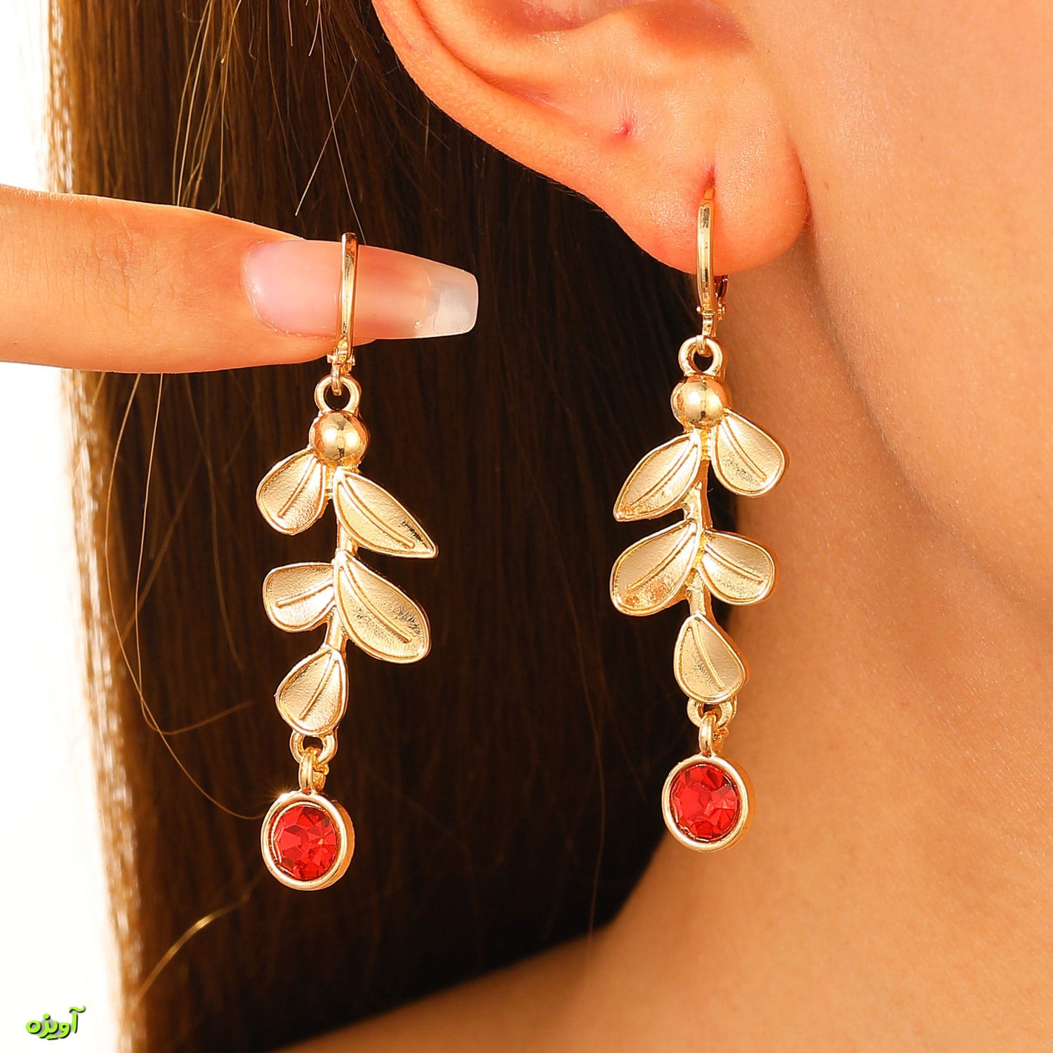 گوشواره برگی نگین دار کد 1088