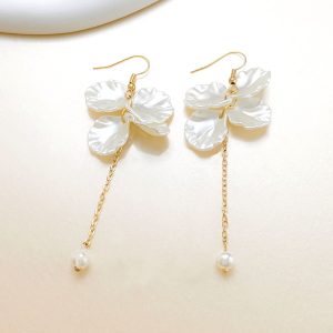 avizeh-gallery.ir-prodactگوشواره-برگی-صدفی-کد-1089-1089.jpg