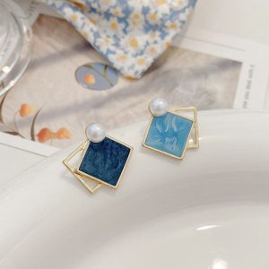گوشواره نامتقارن رنگی کد 1095